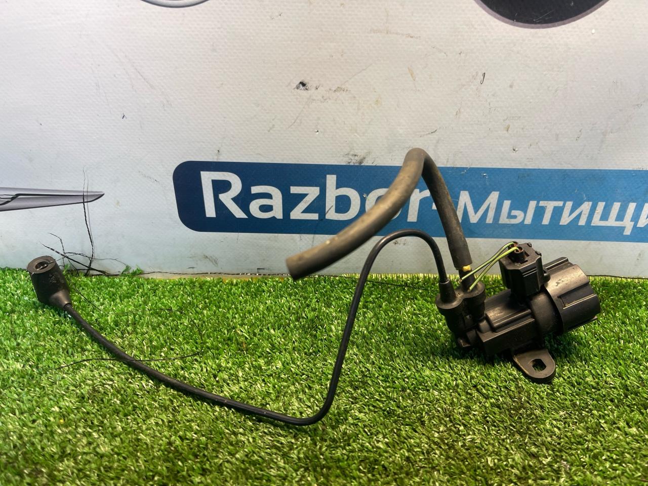 электромагнитный клапан Ford Focus 1 поколение 2001, 2.0 л., EDDB, бензин, АКПП, седан, F57E-9J459 - фото №1