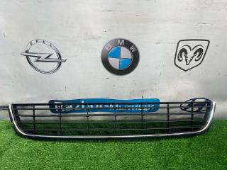 заглушка (решетка) в бампер Volkswagen Golf 6 поколение (2008 - 2012)
