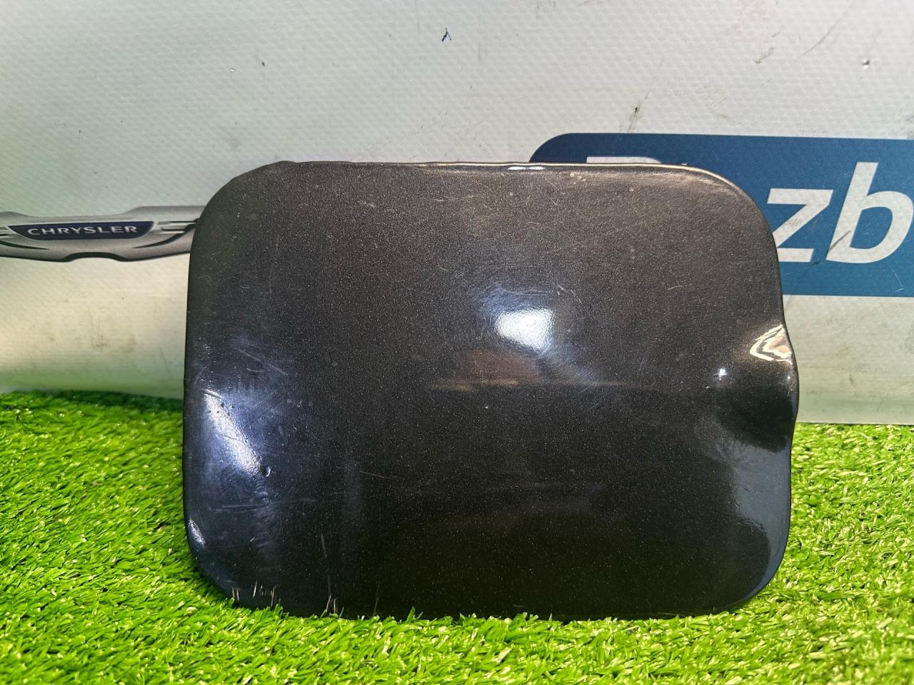 лючок топливного бака BMW 5 серия E34 1990, 2.0 л., M50 B20 TU, бензин, МКПП, седан - фото №1