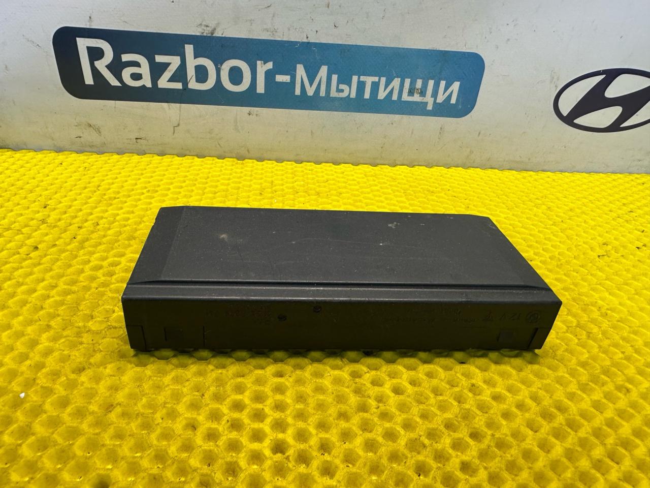 блок управления светом BMW 5 серия E34 1990, 2.0 л., M50 B20 TU, бензин, МКПП, седан, 61.35-1.379 - фото №1