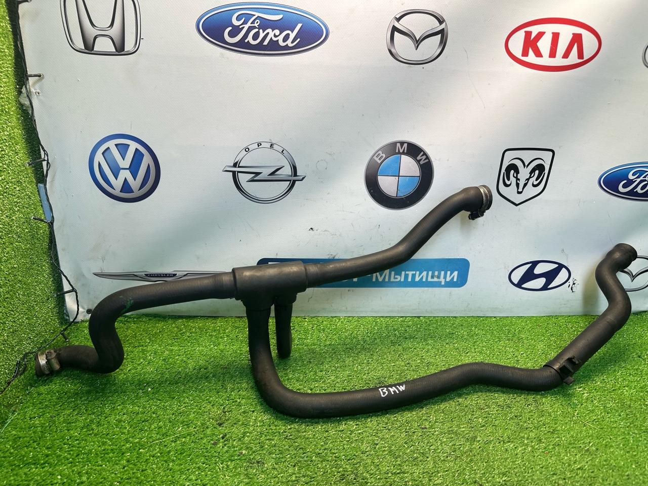 патрубок радиатора BMW 5 серия E34 1990, 2.0 л., M50 B20 TU, бензин, МКПП, седан - фото №1
