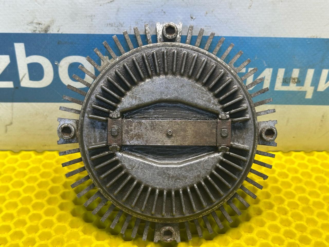 вискомуфта BMW 5 серия E34 1990, 2.0 л., M50 B20 TU, бензин, МКПП, седан - фото №1