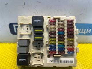 блок предохранителей Ford Focus 1 поколение [рестайлинг] 2004, 1.6 л., бензин, МКПП, хетчбэк 5 дв., 2M5T14A073BE