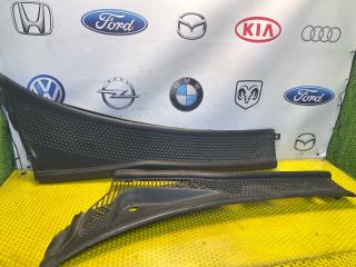 дождевик Ford Focus 1 поколение [рестайлинг] 2004, 1.6 л., бензин, МКПП, хетчбэк 5 дв.