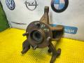 кулак поворотный правый Ford Focus 1 поколение [рестайлинг] 2004, 2.0 л., EDDB, бензин, седан - фото №4