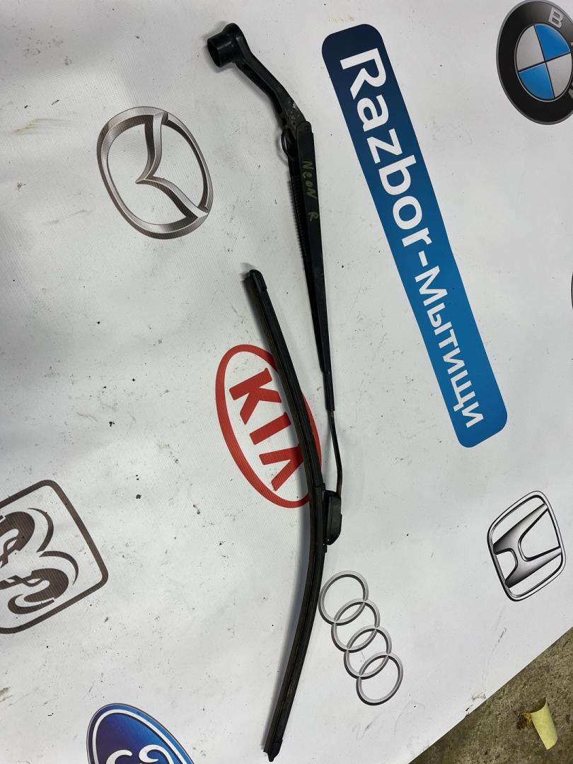 щеткодержатель (поводок стеклоочистителя, дворник) Dodge Neon 2 поколение 2001, 2.0 л., ECB, бензин, АКПП, седан - фото №1