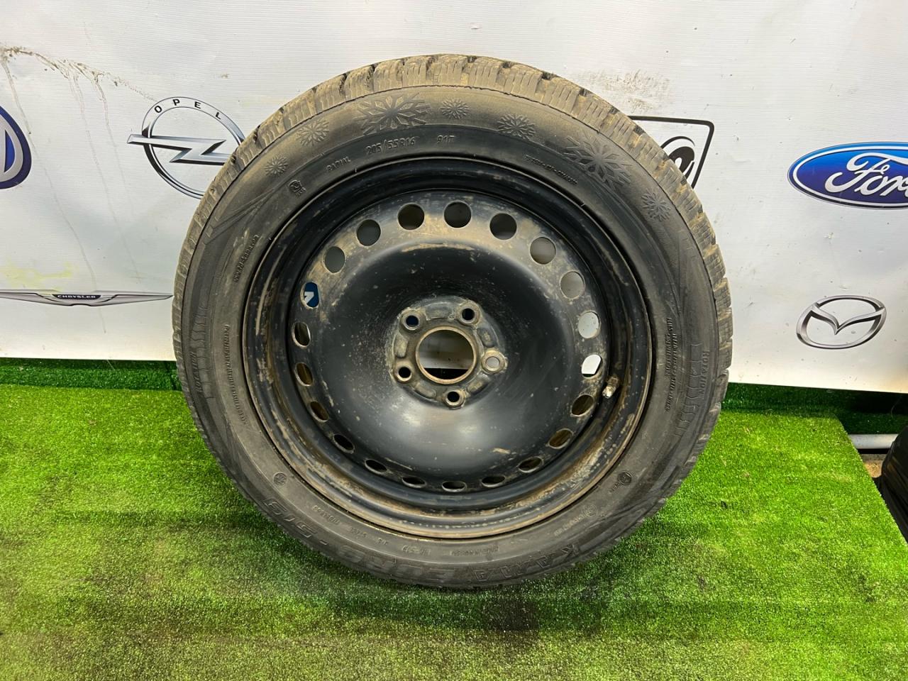 колесо запасное (таблетка) Ford Mondeo 3 поколение 2003, 2.0 л., бензин, МКПП, универсал - фото №1