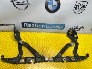 петля крышки багажника Audi A6 4B/C5 1999, 2.4 л., ALF, бензин, АКПП, седан, 4B5827301