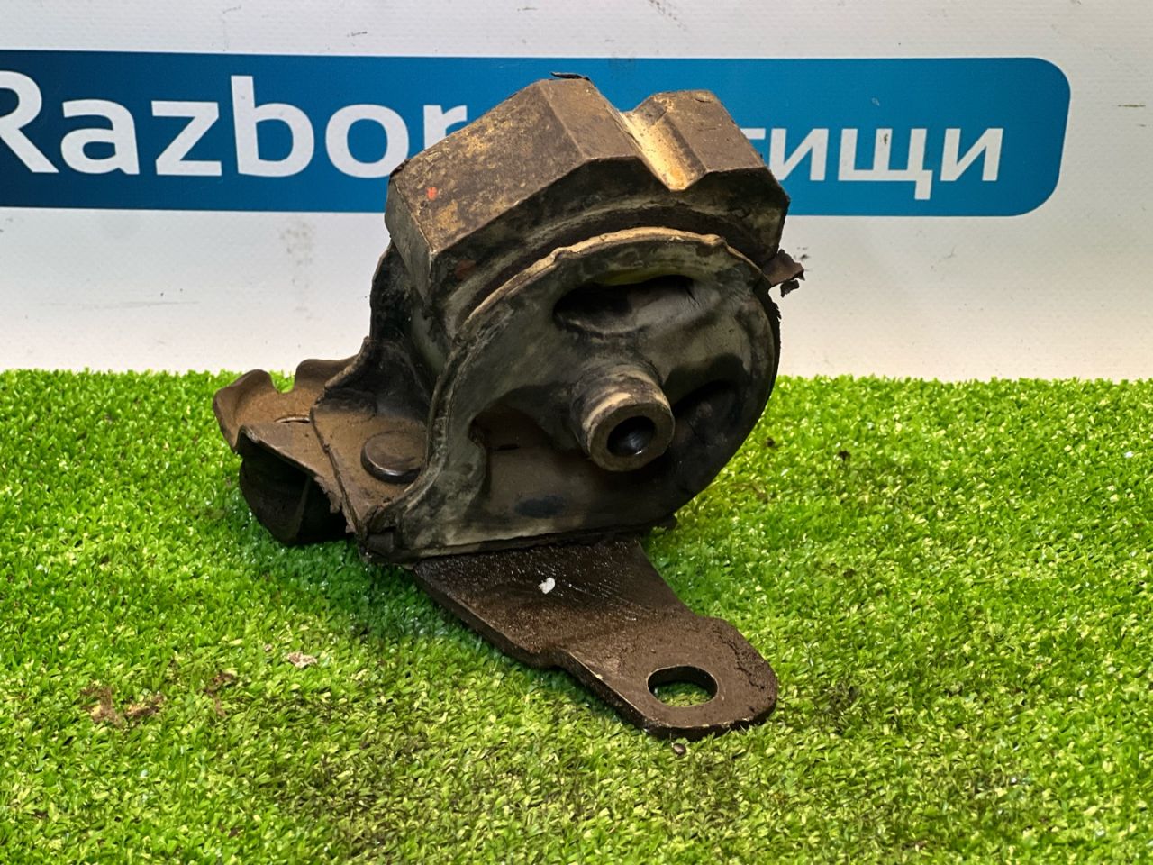 подушка крепления двигателя Honda Odyssey 1 поколение RA4 1999, 2.3 л., F23A, бензин, АКПП, синий, полный привод, правый руль, 50806SV4981 - фото №1