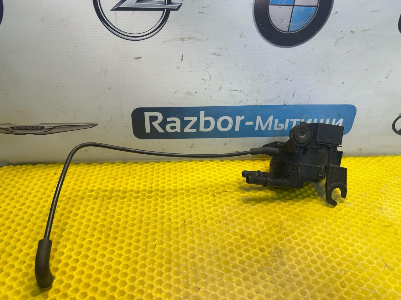 клапан вентиляции топливного бака BMW 5 серия E34 1990, 2.0 л., M52 B20 (206S3), бензин, МКПП, седан, 98AB-9C915-AB - фото №1