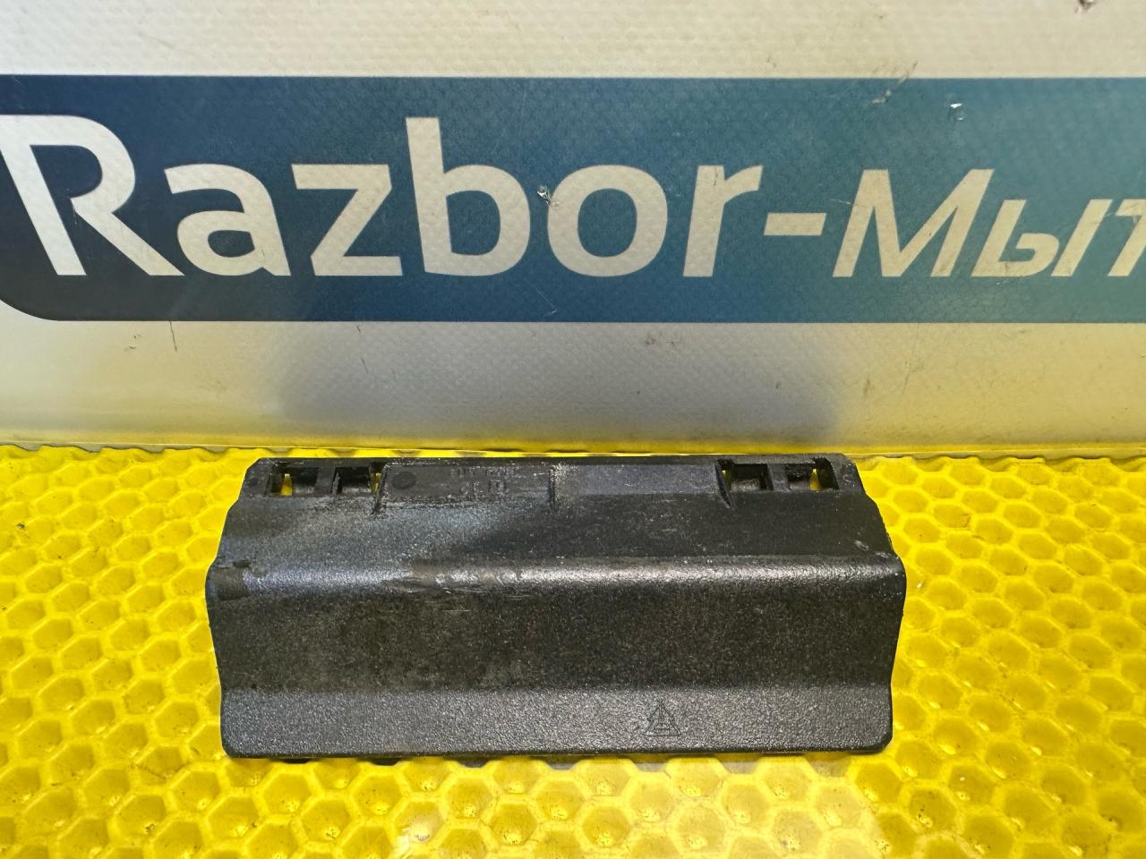 крышка блока предохранителей BMW 5 серия E34 1990, 2.0 л., M50 B20 TU, бензин, МКПП, седан, 1379-502 - фото №1