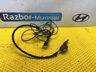 антенна Ford Focus 1 поколение [рестайлинг] 2005, 2.0 л., EDDB, бензин, АКПП, хетчбэк 5 дв.