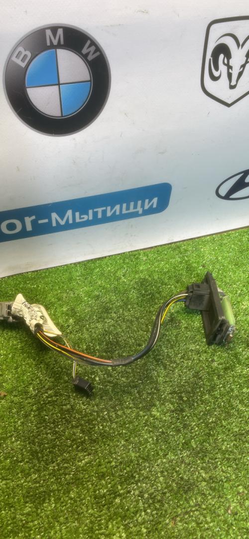сопротивление печки Ford Focus 1 поколение CAK 2000, 2.0 л., EDBB, бензин, АКПП, седан, 98AG-18B604, 400412 - фото №1