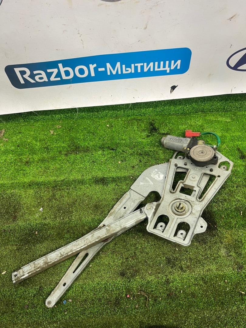 стеклоподъемник электрический задний левый Chrysler Sebring 1 поколение FJ 1998, 2.4 л., EDZ, бензин, АКПП, седан - фото №1