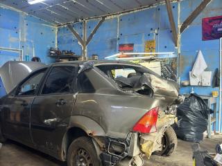 Ford Focus 1 поколение