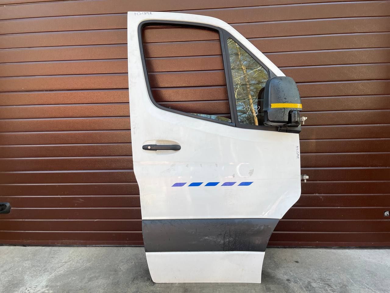 дверь передняя правая Mercedes-Benz Sprinter W907/W910 2020, 2.2 л., дизель, МКПП, микроавтобус - фото №1