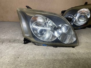 фара правая Toyota Avensis 2 поколение (T250) [рестайлинг] 2006, 2.0 л., дизель, МКПП, универсал, 0821211F3R
