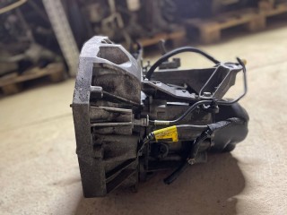 КПП механическая (МКПП) Renault Clio 3 поколение 2006, 1.6 л., бензин, МКПП, JH3131