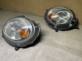 фара правая Mini Cooper 2 поколение 2006, 1.6 л., бензин, МКПП, 0301225702