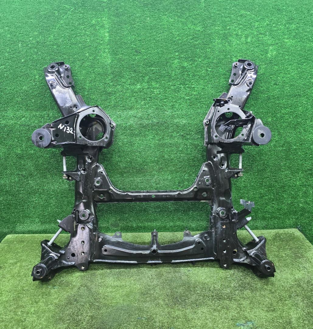 балка подвески передняя (подрамник) BMW X7 G07 2021, 4.4 л., N63B44D, бензин, 416 carbon-schwarz, внедорожник 5 дв., полный привод, 6884852, 31106884852 - фото №1