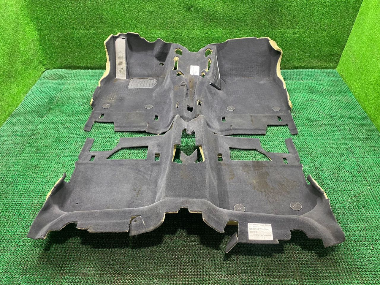 ковер салонный BMW 7 серия F01/F02 2011, 7328933, 8056046, 51477328933, 51478056046 - фото №1