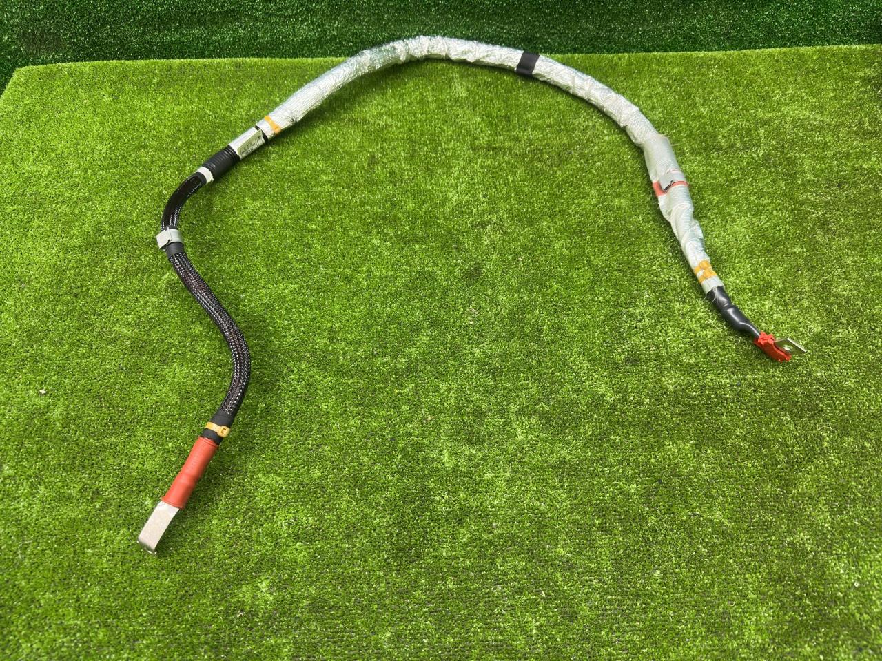 провод с генератора на стартер BMW 4 серия G22/G23 G22 2022, 2.0 л., B47 D20 B, дизель, АКПП, arctic race blue metallic (c4f), купе, полный привод, 8476015, 12428476015 - фото №1