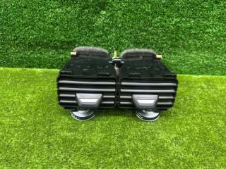 дефлектор обдува салона BMW X7 G07 [рестайлинг] G07 2025, 3.0 л., B57 D30 B, дизель, АКПП, 475, внедорожник 5 дв., полный привод, правый руль, 9399966, 64229399966