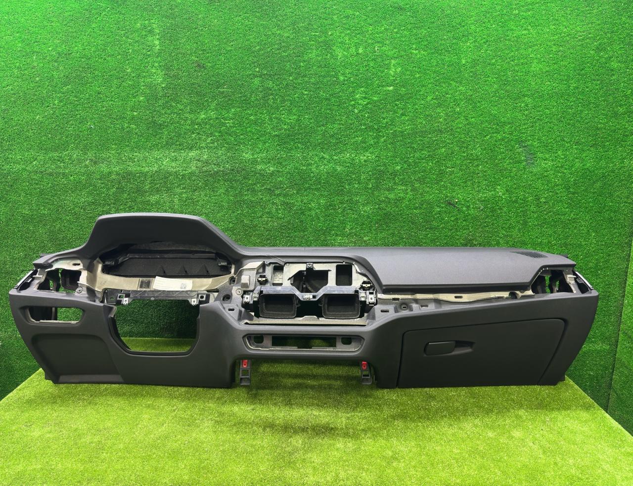панель передняя салона (торпедо) BMW 4 серия G22/G23 G22 2022, 2.0 л., B47 D20 B, дизель, АКПП, arctic race blue metallic (c4f), купе, полный привод, 6831265, 6996210, 51456831265, 6996210 - фото №1
