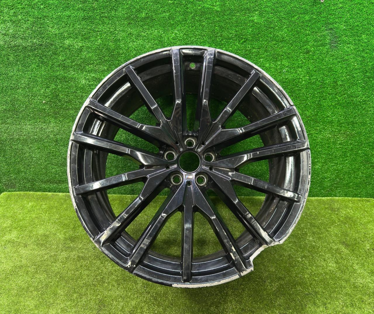 диск литой BMW X5 G05 2019, 3.0 л., B58B30C, бензин, АКПП, a300, внедорожник 5 дв., полный привод, 8090013, 8090013 - фото №1