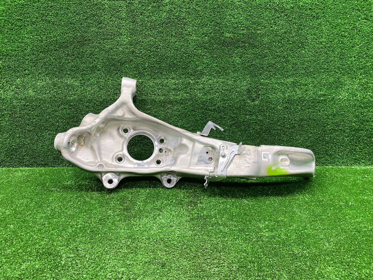 кулак поворотный правый BMW X6 G06 2020, 3.0 л., B58B30, бензин, АКПП, полный привод, 6876656, 31216876656 - фото №1