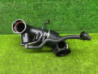 патрубок турбины BMW X5 G05 [рестайлинг] G05 2023, 3.0 л., B58B30P, бензин, АКПП, a96, внедорожник 5 дв., полный привод, 5A1F9C2, 13715A1F9C2