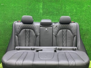 сиденье заднее BMW X5 G05 [рестайлинг] G05 2023, 3.0 л., B57 D30 B, дизель, АКПП, mineralweiß metallic (a96), внедорожник 5 дв., полный привод, 5A3C9F8, 5A3C9F7