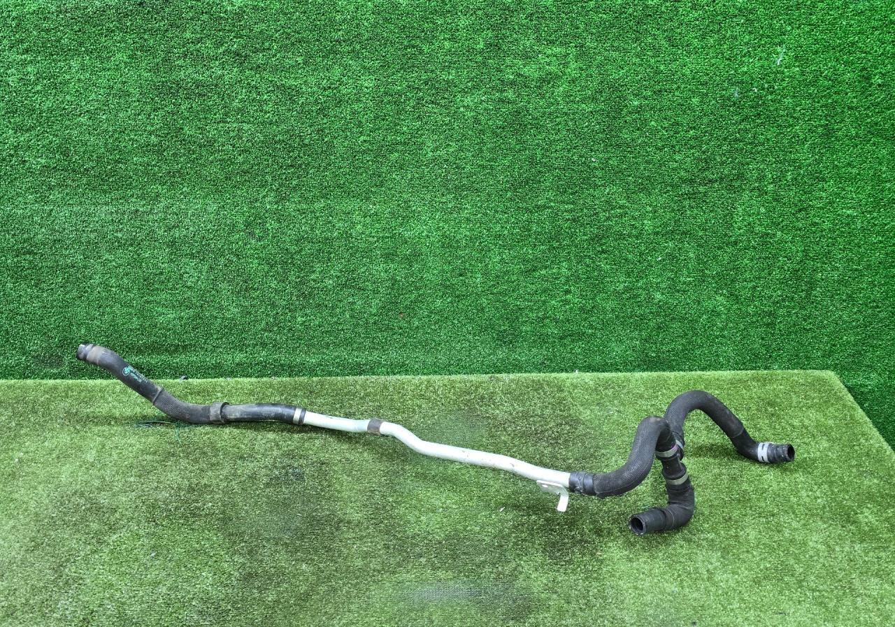 патрубок радиатора BMW X7 G07 2021, 4.4 л., N63B44D, бензин, 416 carbon-schwarz, внедорожник 5 дв., полный привод, 6992931, 64216992931 - фото №1