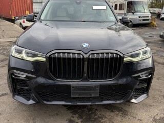 BMW X7 G07