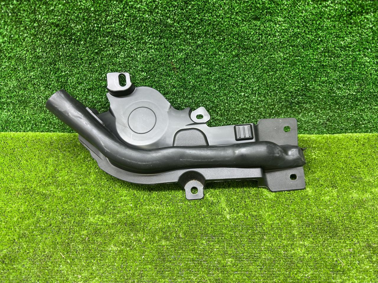 уплотнитель подкапотного пространства BMW 4 серия G22/G23 G22 2022, 2.0 л., B47 D20 B, дизель, АКПП, arctic race blue metallic (c4f), купе, полный привод, 7486823, 51767486823 - фото №1