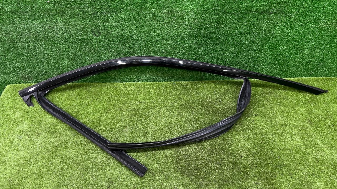 молдинг двери передней правой BMW X6 G06 2020, 3.0 л., B58B30, бензин, АКПП, полный привод, 7437772, 51337437772 - фото №1