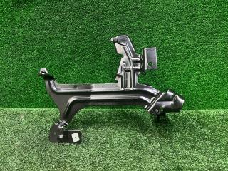 кронштейн (крепление) BMW X5 G05 [рестайлинг] G05 2023, 3.0 л., B57 D30 B, дизель, АКПП, mineralweiß metallic (a96), внедорожник 5 дв., полный привод, 7438254, 51477438254