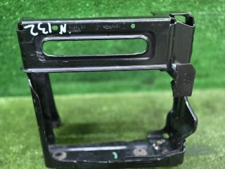 кронштейн радиатора BMW X7 G07 2021, 4.4 л., N63B44D, бензин, 416 carbon-schwarz, внедорожник 5 дв., полный привод, 7421884, 51117421884