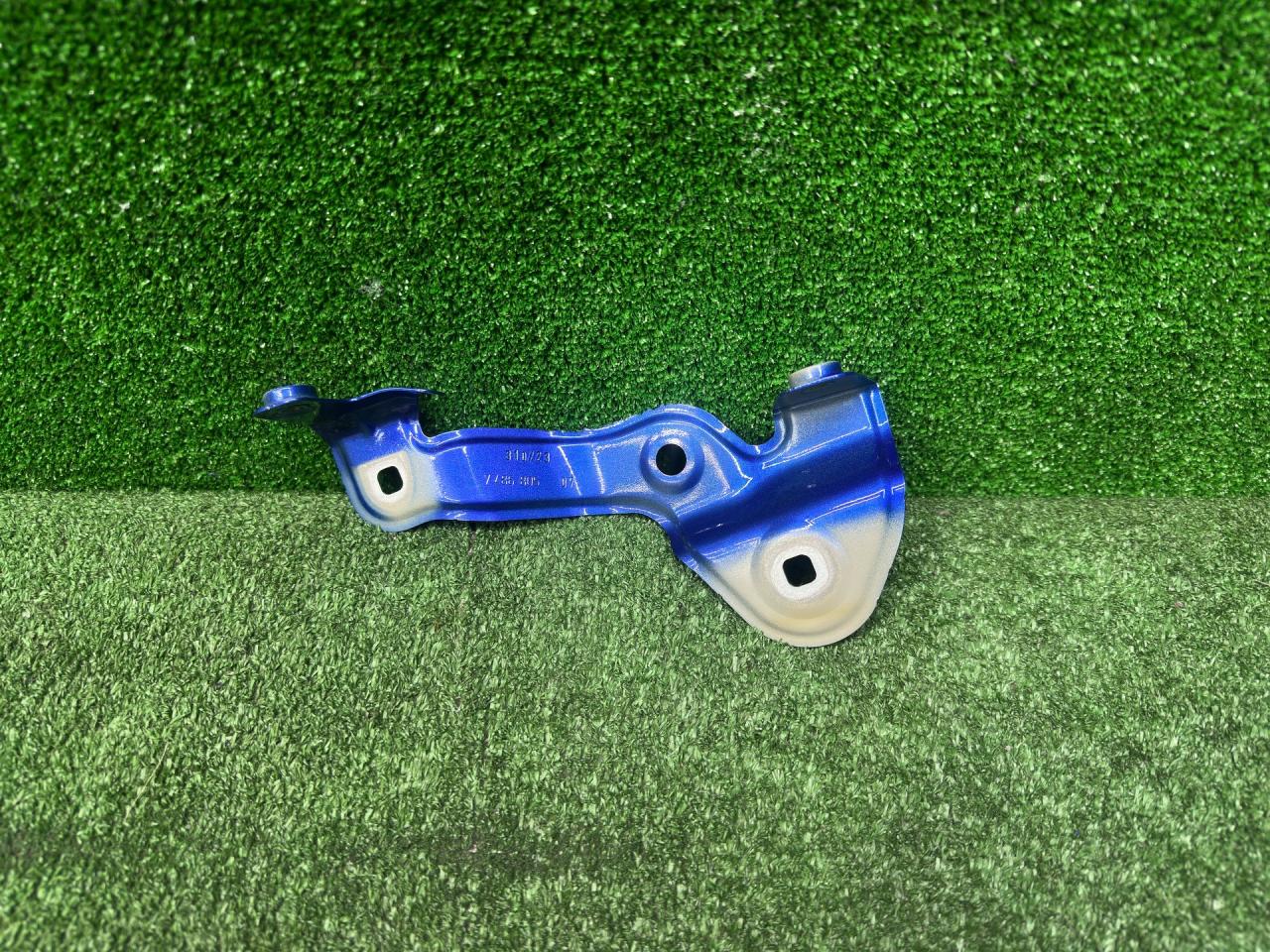 крепление ( кронштейн ) крыла BMW M3 G80/G81 G80 2023, 3.0 л., S58B30A, бензин, АКПП, c31, седан, полный привод, правый руль, 7486805, 7486805 - фото №1