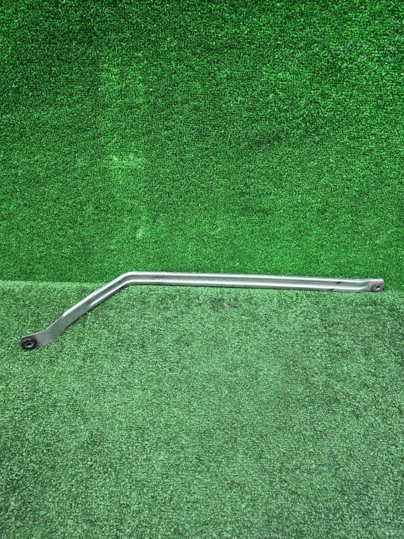 крепление бака топливного BMW 3 серия G20 2021, 3.0 л., B58B30, бензин, АКПП, oxidgrau ii metallic (c4a), седан, полный привод, правый руль, 7618913, 16117618913 - фото №1