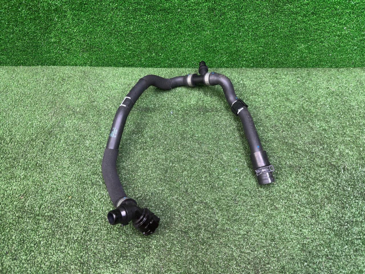 патрубок (трубопровод, шланг) BMW X5 G05 2022, 3.0 л., B58B30, бензин, задний привод, 9896336, 17129896336 - фото №1