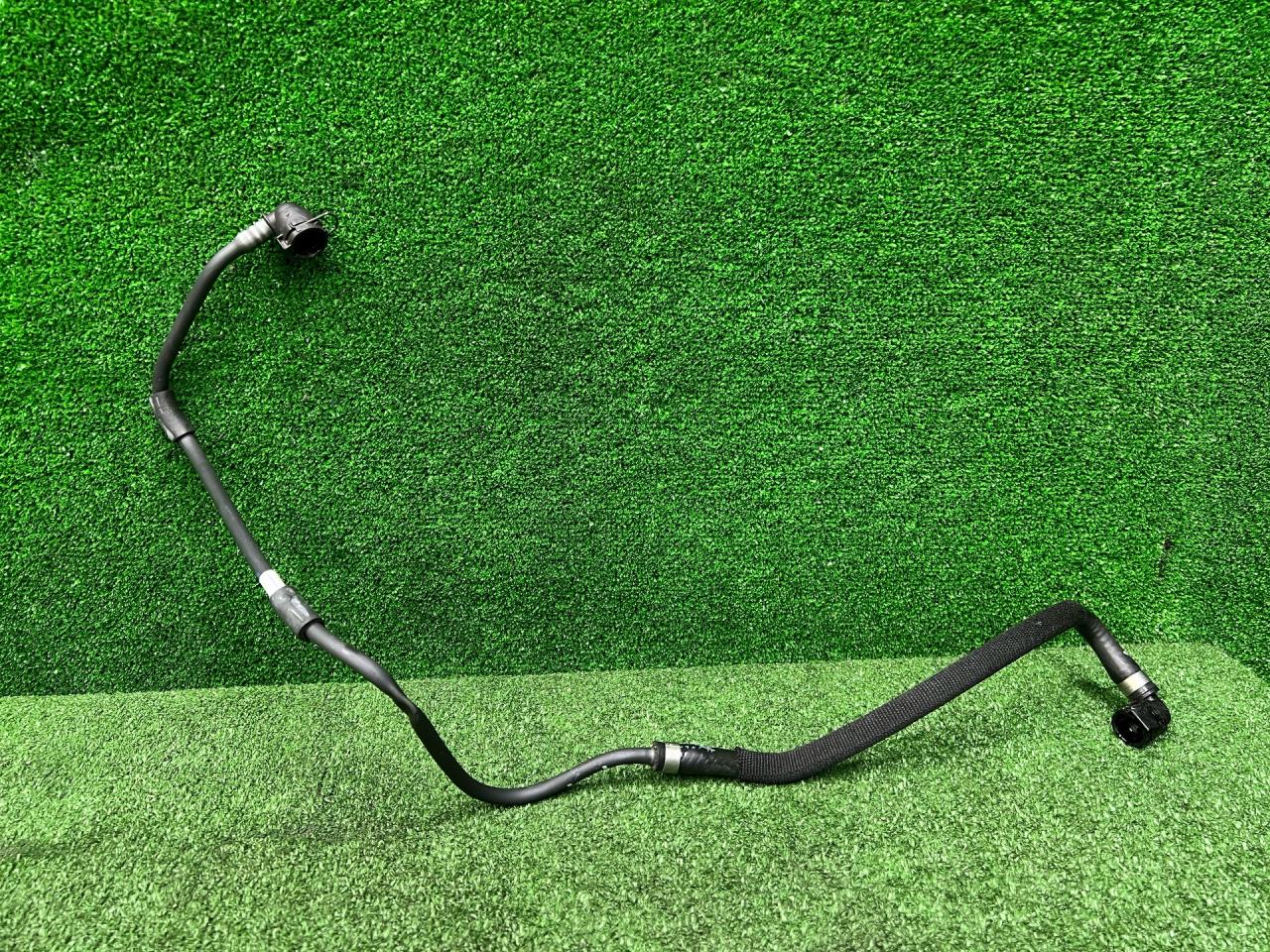 патрубок радиатора BMW M3 G80/G81 G80 2023, 3.0 л., S58B30A, бензин, АКПП, c31, седан, полный привод, правый руль, 8053470, 8053470 - фото №1