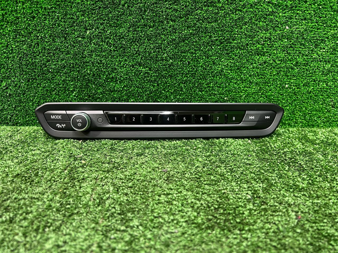 панель управления магнитолой BMW 4 серия G22/G23 G22 2022, 2.0 л., B47 D20 B, дизель, АКПП, arctic race blue metallic (c4f), купе, полный привод, 5A47C61, 61315A47C61 - фото №1