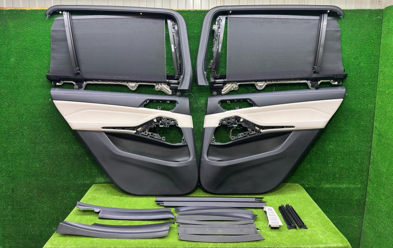 Обшивка двери (дверная карта) комплект BMW X7 G07 2021, 4.4 л., N63B44D, бензин, 416 carbon-schwarz, внедорожник 5 дв., полный привод, 6036069, 6036068, 6036068, 6036069 - фото №1
