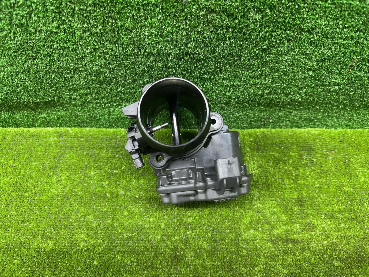 заслонка дроссельная BMW 4 серия G22/G23 G22 2022, 2.0 л., B47 D20 B, дизель, АКПП, arctic race blue metallic (c4f), купе, полный привод, 8512452, 13548512452 - фото №1