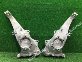 кулак поворотный левый BMW 5 серия F07/F10/F11 2009, 5.0 л., бензин, АКПП, хетчбэк 5 дв., 6775767, 6775768