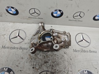 кулак поворотный левый BMW i3 L01 2015, 6852159