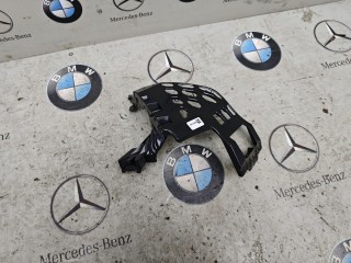Крепления ( кронштейн ) крыла передний правый BMW 2023, 4.4 л., бензин, a96, полный привод, правый руль, 9881246