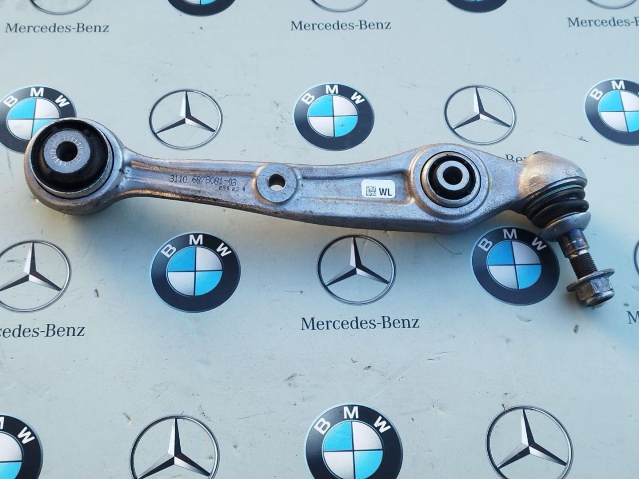 рычаг передний левый BMW 2023, 4.4 л., бензин, a96, полный привод, правый руль, 6878081 - фото №1