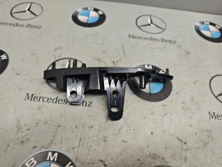 наружнее крепление крыла левого BMW 2023, 4.4 л., бензин, a96, полный привод, правый руль, 9881247